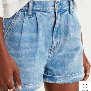 AEO denim mom jean shorts sz6